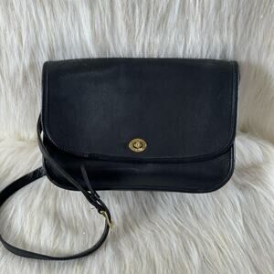 VTG Coach Womens Crossbody Bag Black Leather Square Clasp Flap Adjustable Strap